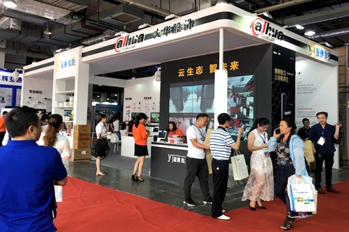 湖南銘騰智能科技有限公司,智能停車場管理系統(tǒng),智能化監(jiān)控系統(tǒng)服務(wù),智能防盜報警系統(tǒng)